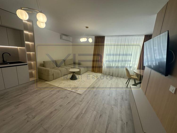 Apartament cu 2 camere semidecomandat, mobilat în Frumoasa