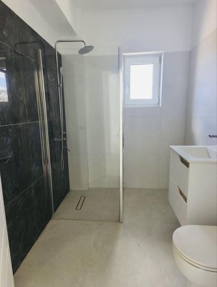 Apartament cu 2 camere decomandat în Vișan