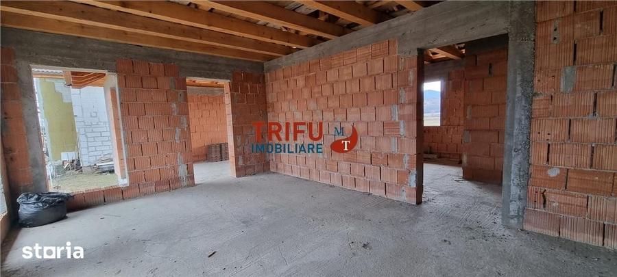 Casă cu 4 camere cu Teren 500 Mp în Ighiu
