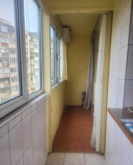 Garsonieră decomandată în Tineretului