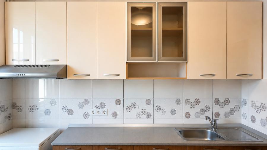 Apartament cu 3 camere decomandat în Titan