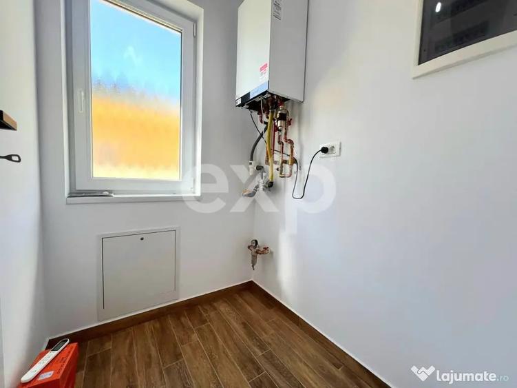 Casă cu 5 camere cu Teren 364 Mp în Urseni