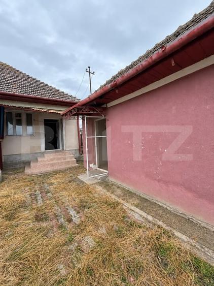 Casă individuală cu 2 camere cu Teren 267 Mp în Vest
