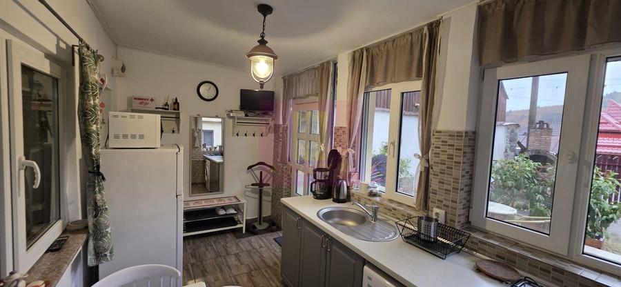 Apartament cu 2 camere semidecomandat în Furnica