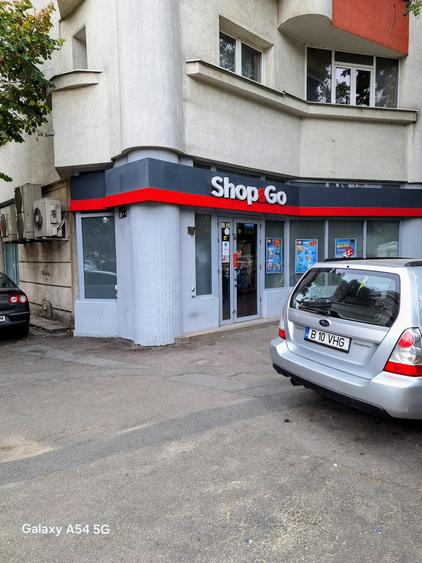 Garsonieră decomandată în Domenii