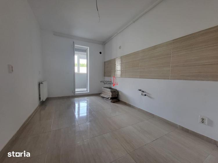 Apartament cu 3 camere decomandat în Theodor Pallady