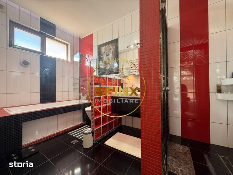 Casă cu 8 camere cu Teren 750 Mp în Găneasa