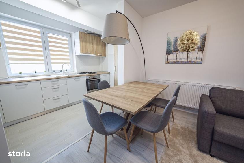 Apartament cu 3 camere decomandat în Central