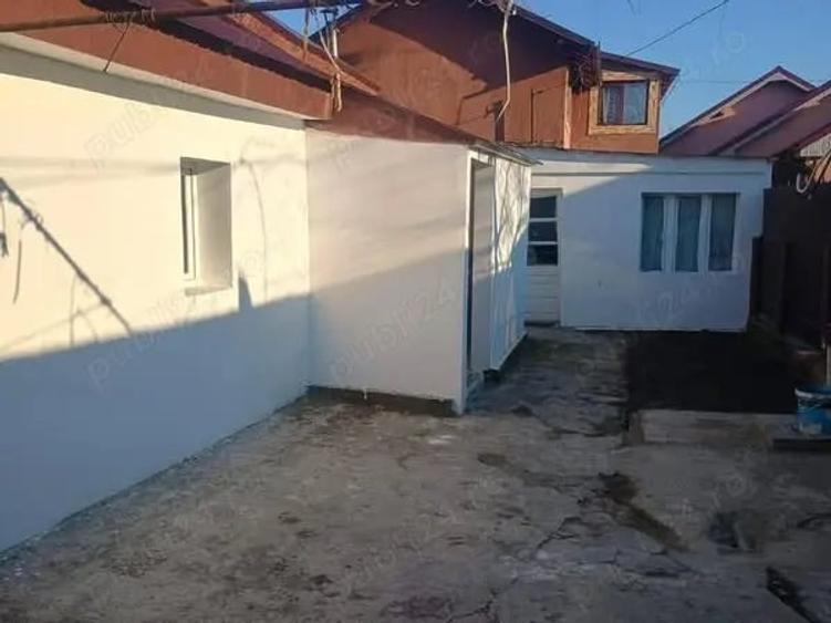 Casă cu 2 camere cu Teren 104 Mp în 23 August