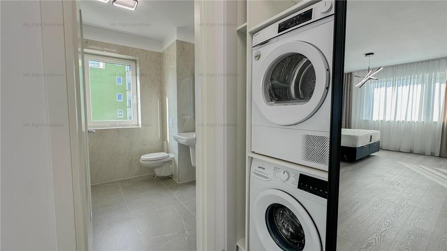Apartament cu 3 camere decomandat, mobilat în Tractorul