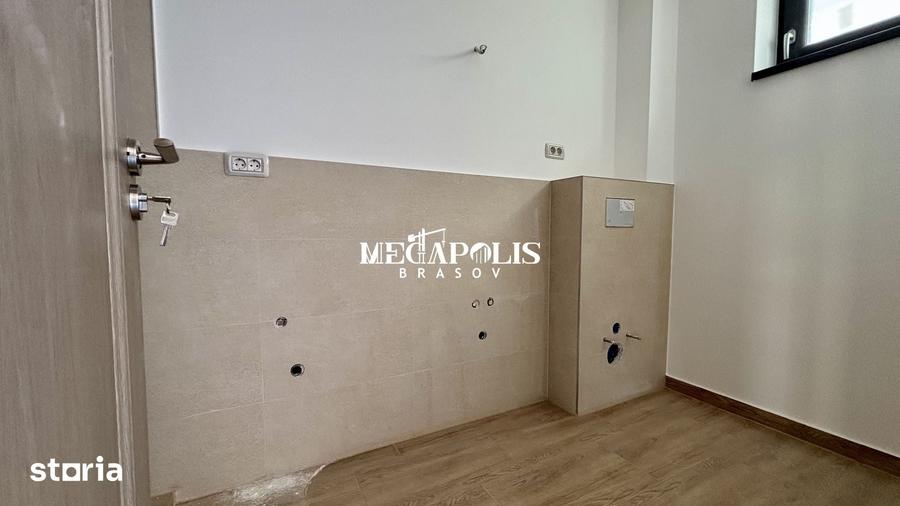 Casă cu 4 camere cu Teren 220 Mp în Tărlungeni