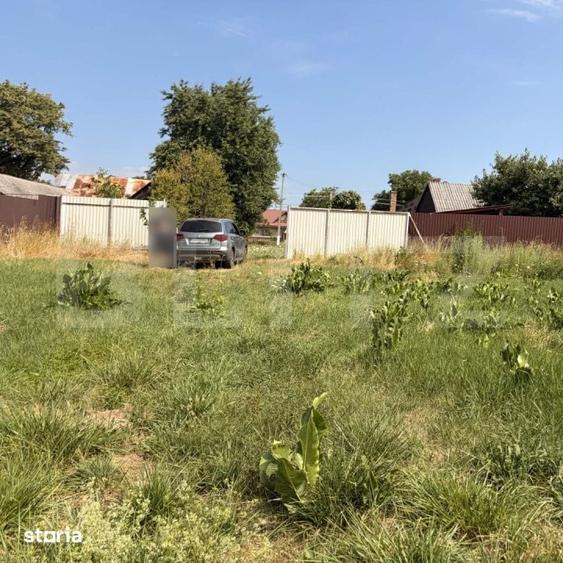 Teren de 3600 mp, în Central