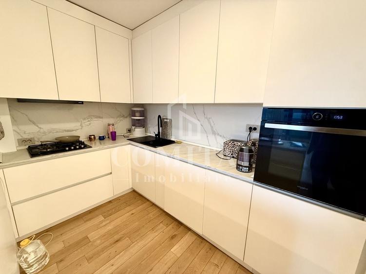 Apartament cu 2 camere semidecomandat, mobilat în Zorilor