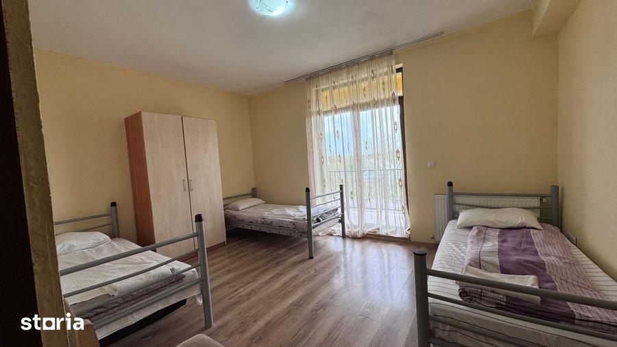 Casă cu 5 camere cu Teren 450 Mp în Central
