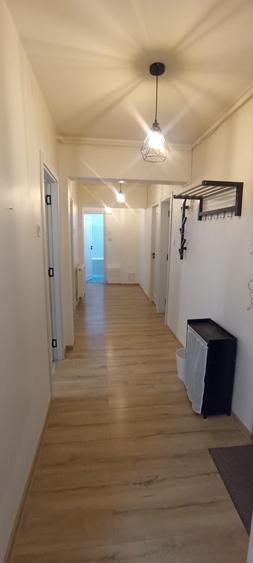 Apartament cu 3 camere decomandat în Rahova