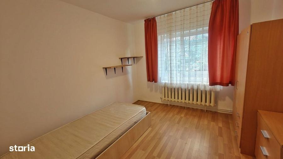 Apartament cu 3 camere semidecomandat în Grigorescu