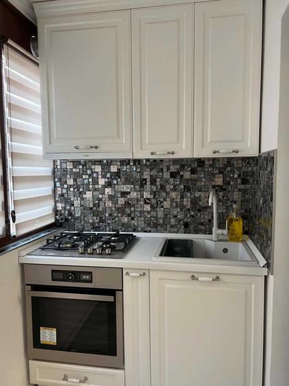 Apartament cu 3 camere decomandat în Gorjului