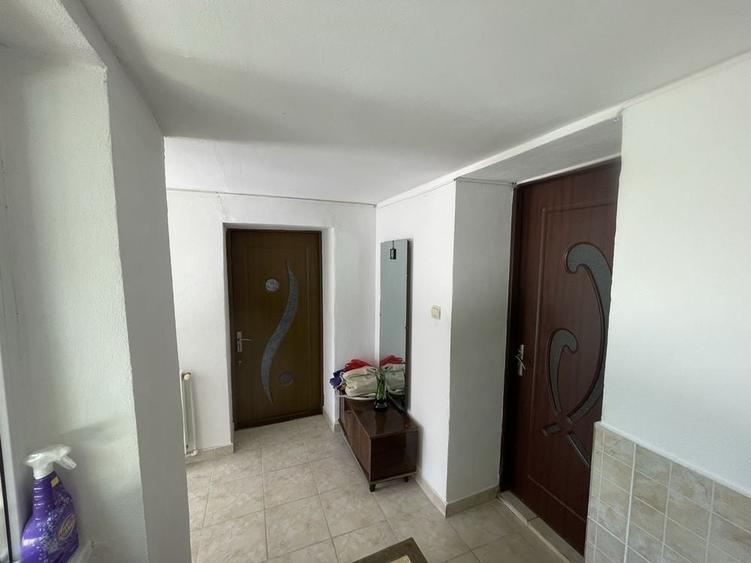 Casă cu 4 camere în Toager
