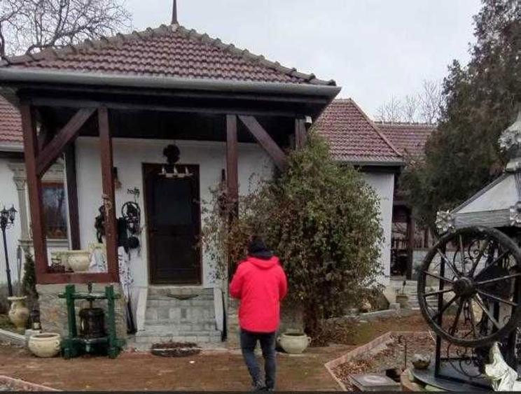Casă cu 2 camere în Barațca