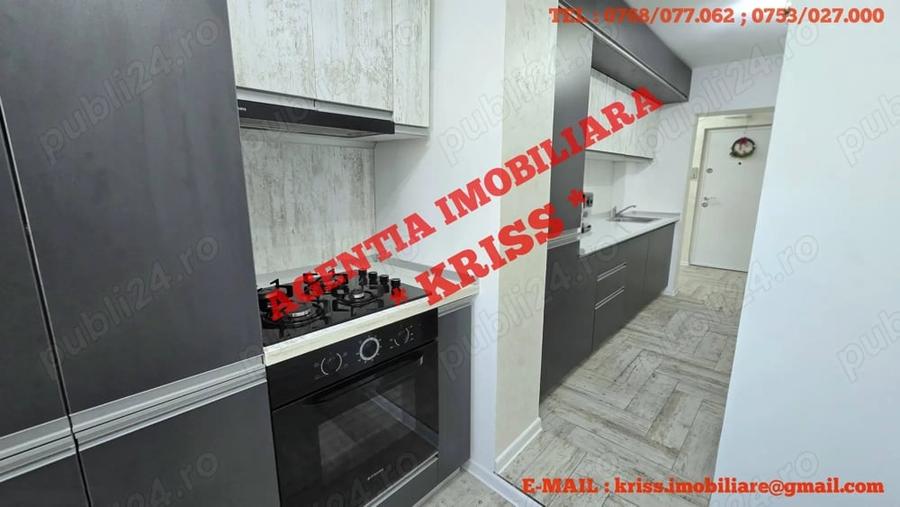 Apartament cu 3 camere semidecomandat în Eremia