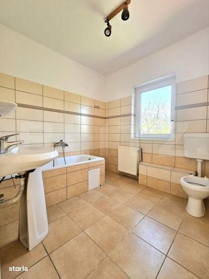 Casă cu 4 camere cu Teren 700 Mp în Elisabetin
