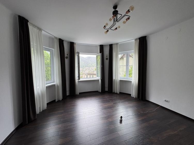 Apartament cu 2 camere decomandat, mobilat în Centrul Istoric
