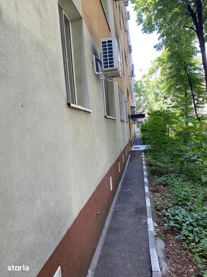 Garsonieră decomandată în Drumul Taberei