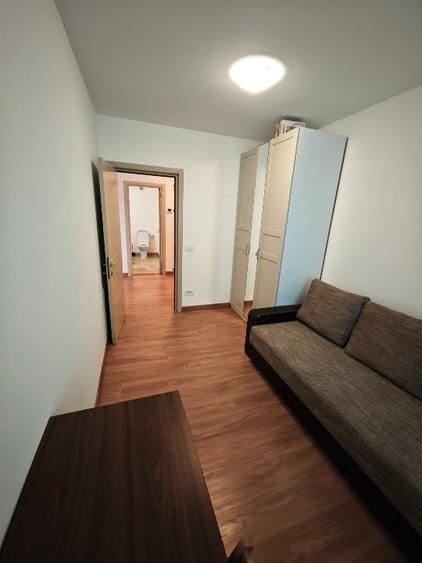 Apartament cu 3 camere decomandat, mobilat în Tătărași