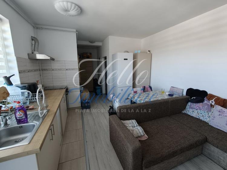 Apartament cu 3 camere, mobilat în Florești — fotografia 3