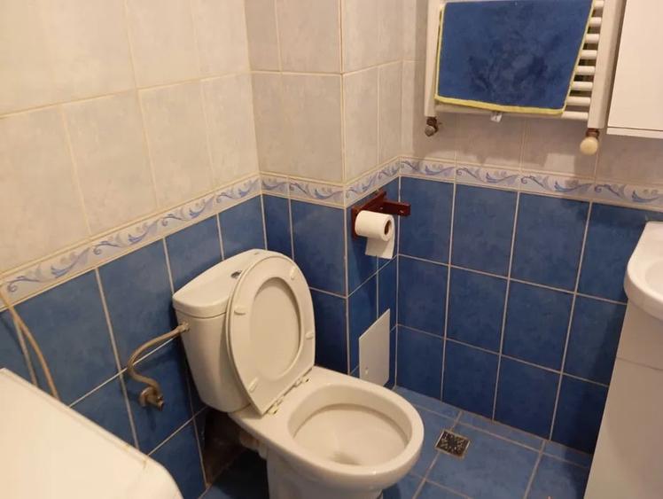 Apartament cu 2 camere semidecomandat, mobilat în Berceni