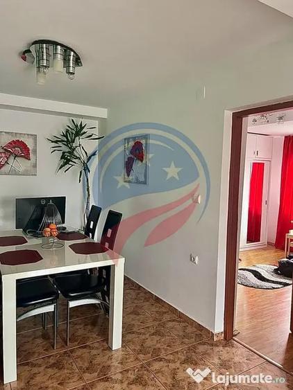 Apartament cu 3 camere decomandat în Craiovița Nouă