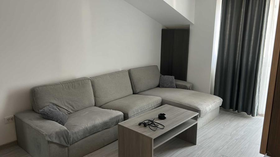 Apartament cu 2 camere decomandat în Valea Adâncă