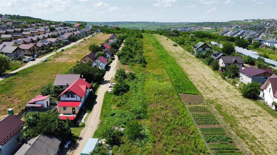 Teren intravilan de 10000 mp, în Miroslava