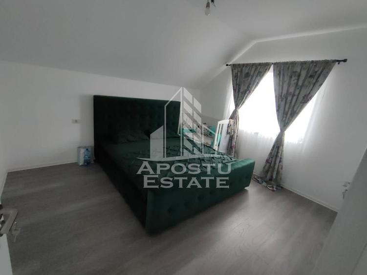 Duplex cu 3 camere cu Canalizare în Bucovăț (Remetea Mare)