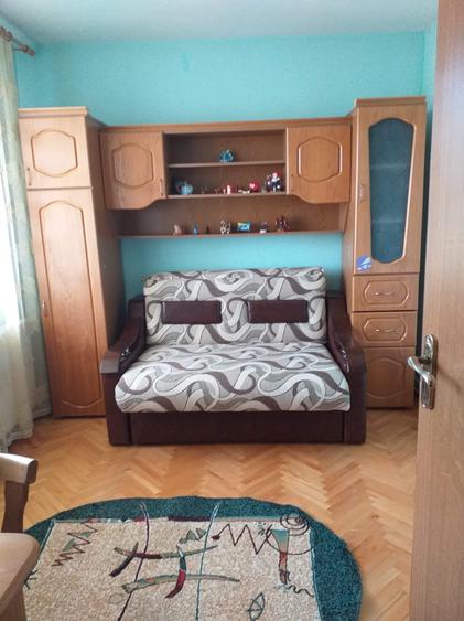 Apartament cu 2 camere decomandat în Tudor