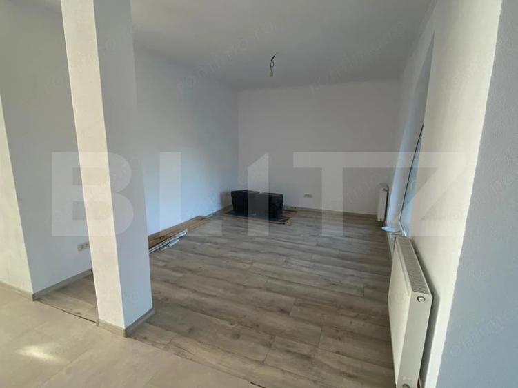 Casă cu 5 camere cu Teren 1000 Mp în Oloșag
