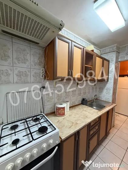 Apartament cu 2 camere decomandat în Lacul Tei