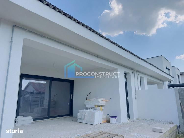 Casă cu 4 camere cu Teren 343 Mp în Șagului