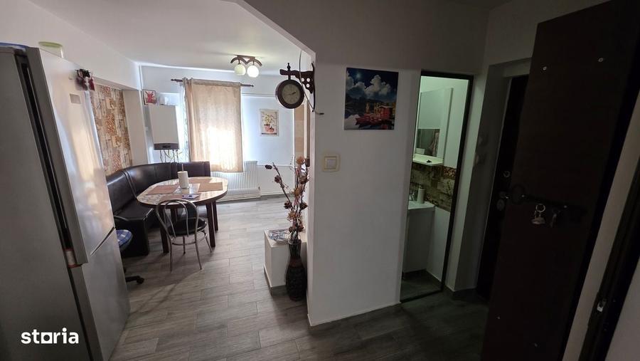 Apartament cu 3 camere în Central