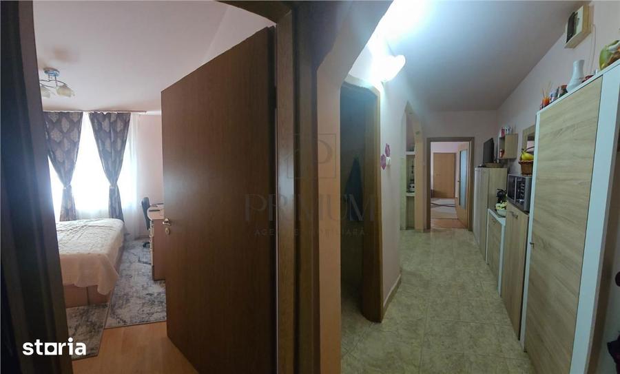 Apartament cu 3 camere, mobilat în Șagului