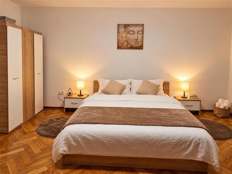 Apartament cu 2 camere circular în Central