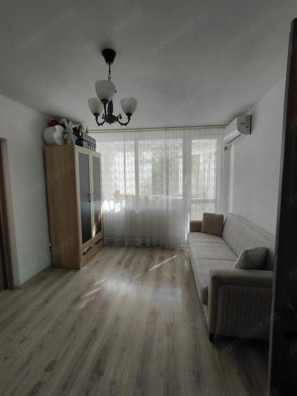 Apartament cu 2 camere semidecomandat în Țiglina 1