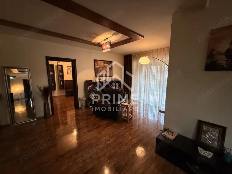 Casă cu Teren 1700 Mp în Central