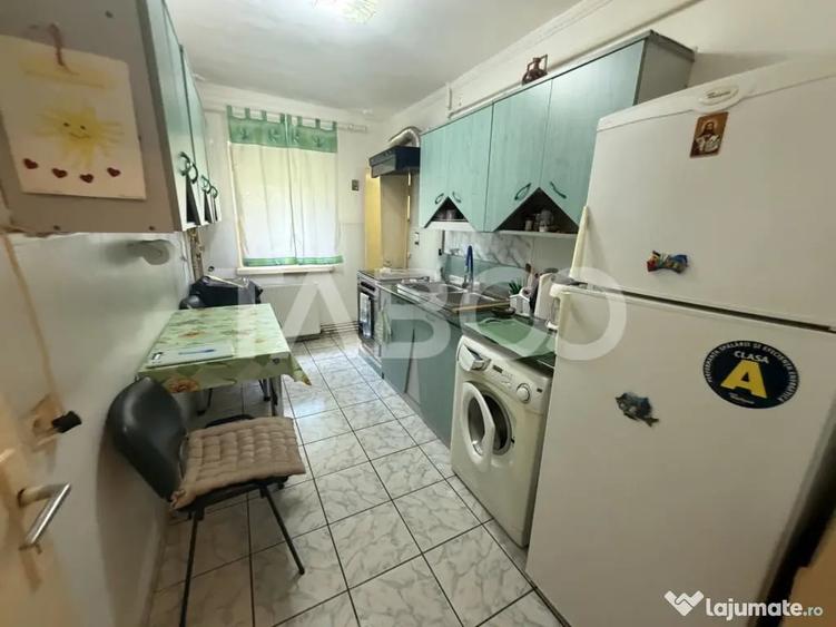 Apartament cu 2 camere decomandat în Central