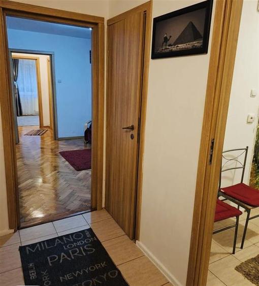 Apartament cu 2 camere nedecomandat, mobilat în Central