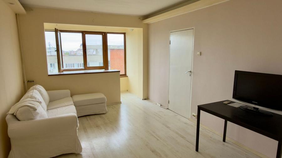 Apartament cu 3 camere circular, mobilat în Drumul Taberei