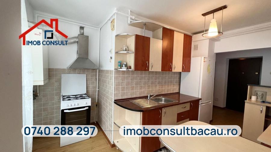 Apartament cu 3 camere decomandat în Central