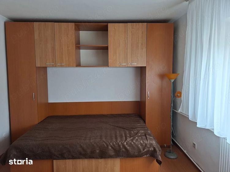 Garsonieră decomandată în Tei