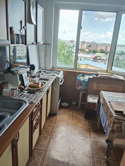 Apartament cu 3 camere decomandat în Pantelimon