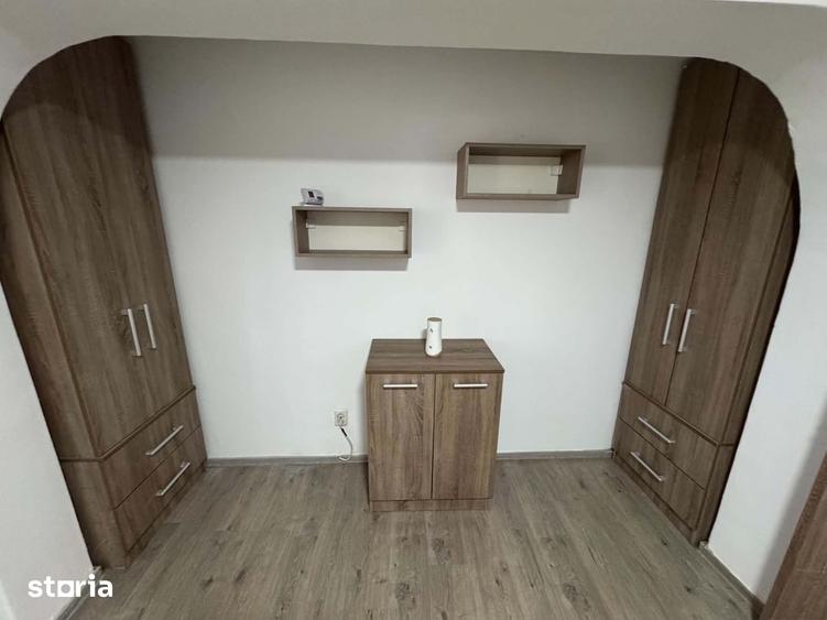 Garsonieră decomandată în Micro 14
